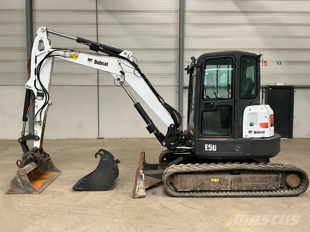 Bobcat E 50 EM 小型挖掘机