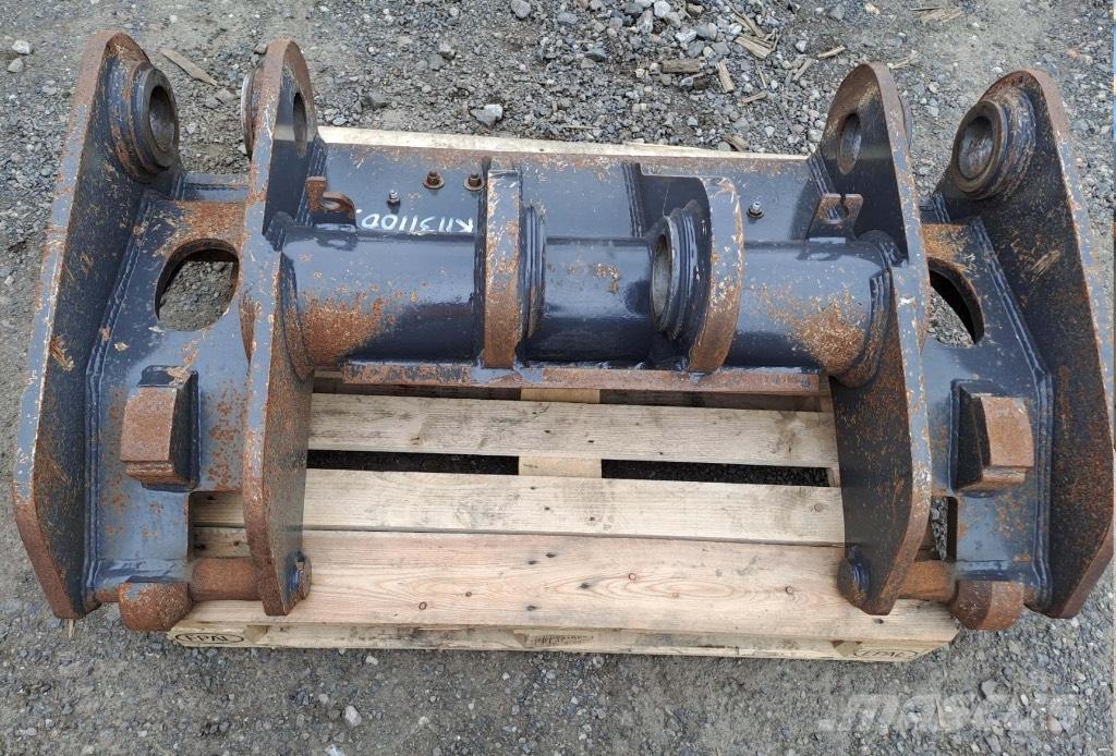 Develon Hitch 小型挖掘机