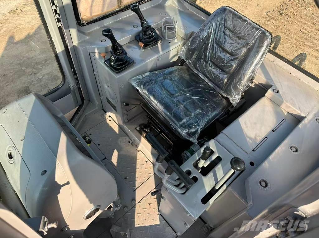 CAT D6G 履带式推土机