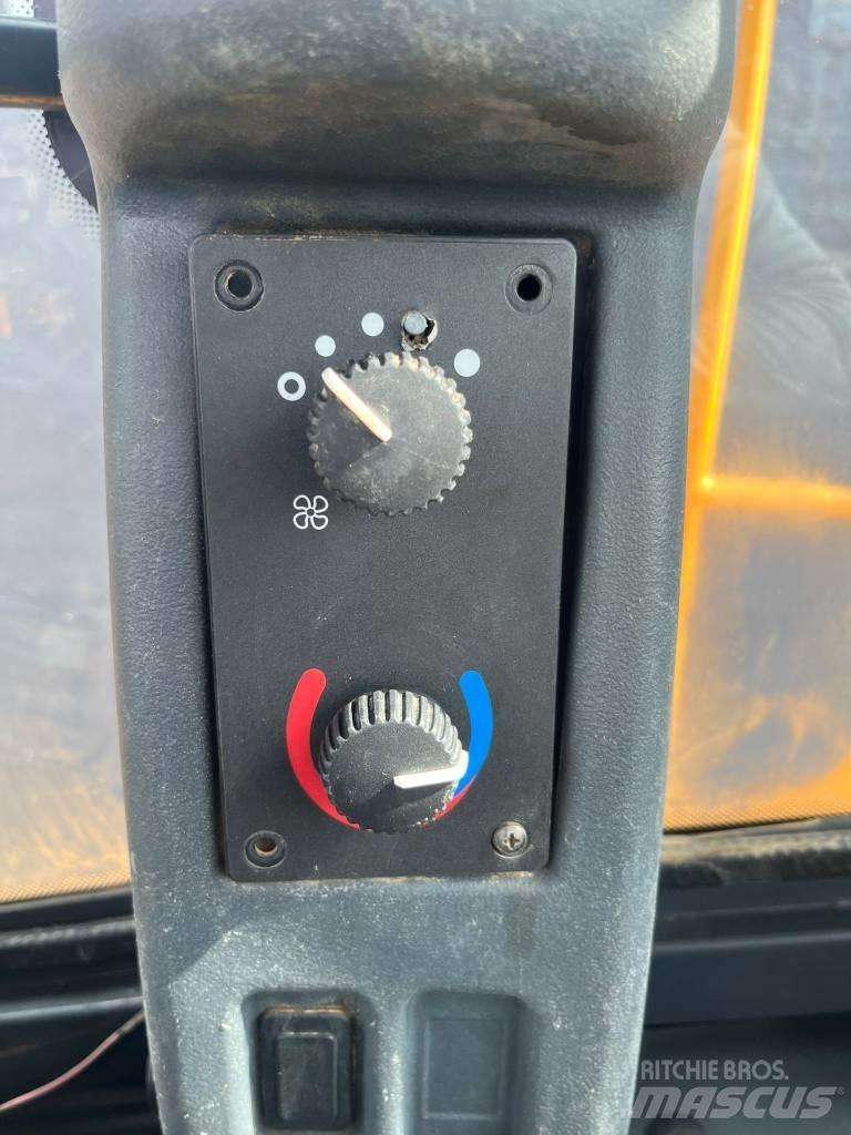 John Deere 824 K 轮式装载机