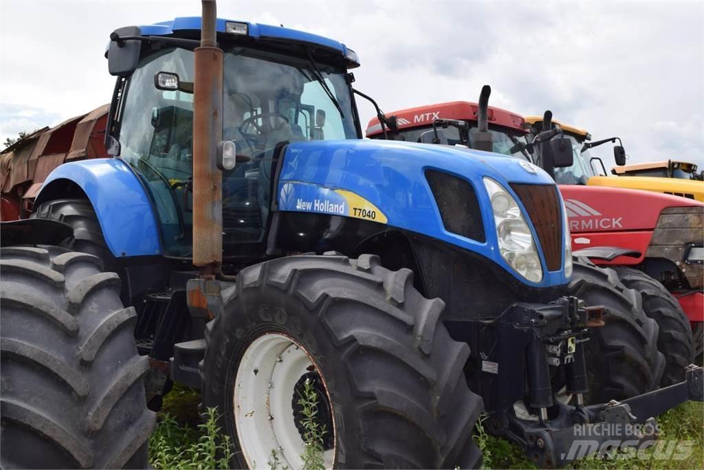 New Holland T 7040 拖拉机/农用车