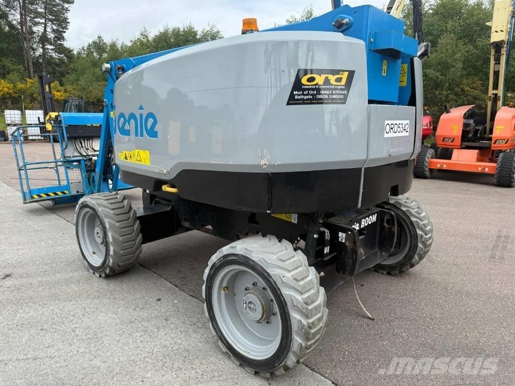 Genie Z 45 FE 曲臂高空工作平台