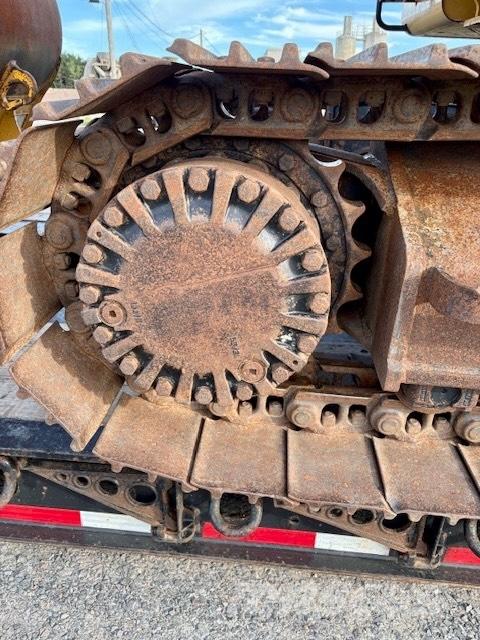 CAT 320E 履带挖掘机