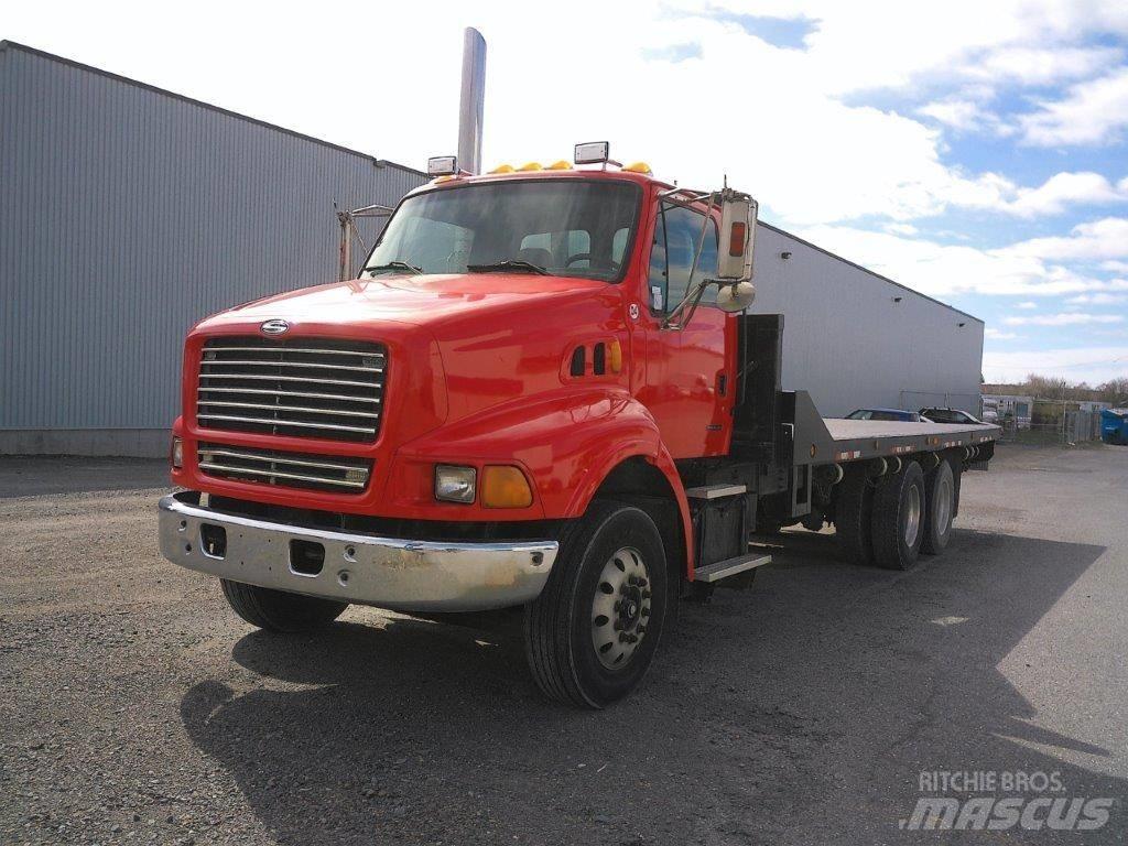 Sterling L 8513 平板栏板货车