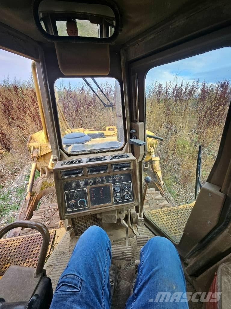 CAT D6h 履带式推土机