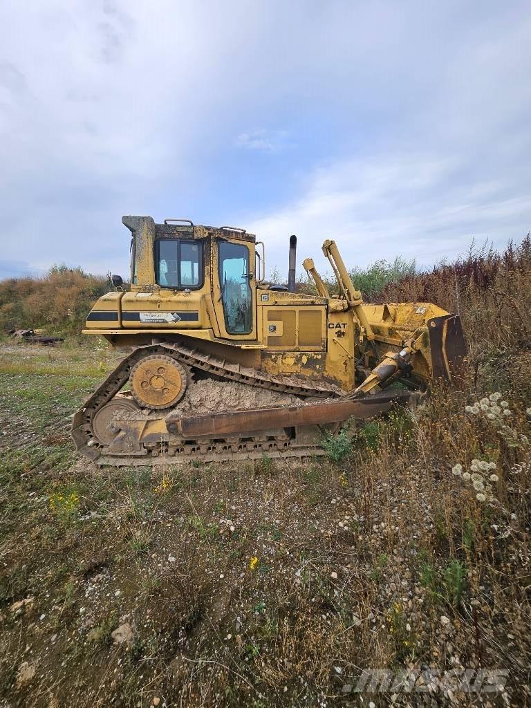 CAT D6h 履带式推土机