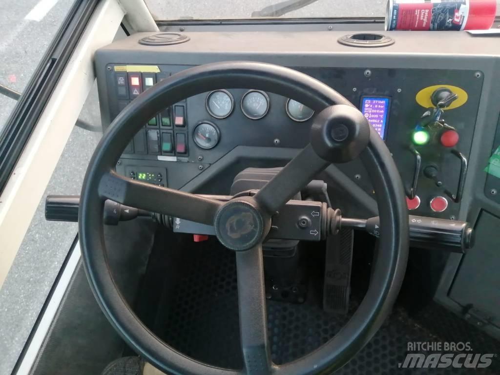  CVS FYT230 码头牵引车