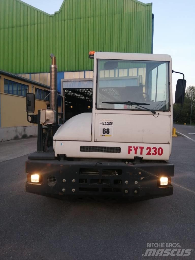  CVS FYT230 码头牵引车