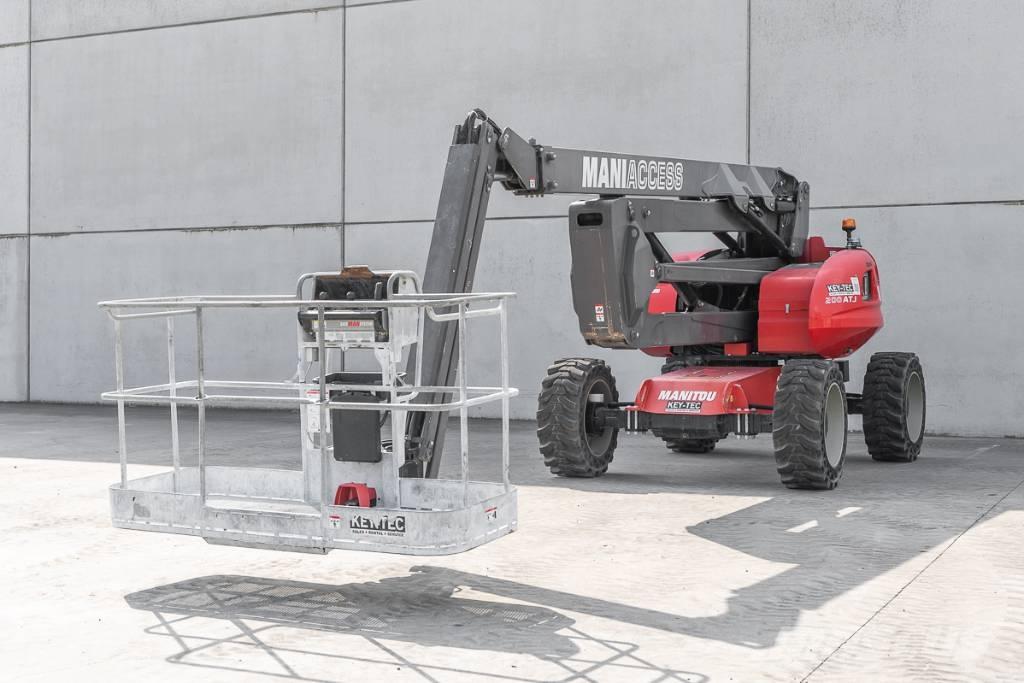 Manitou 200 ATJ 曲臂高空工作平台