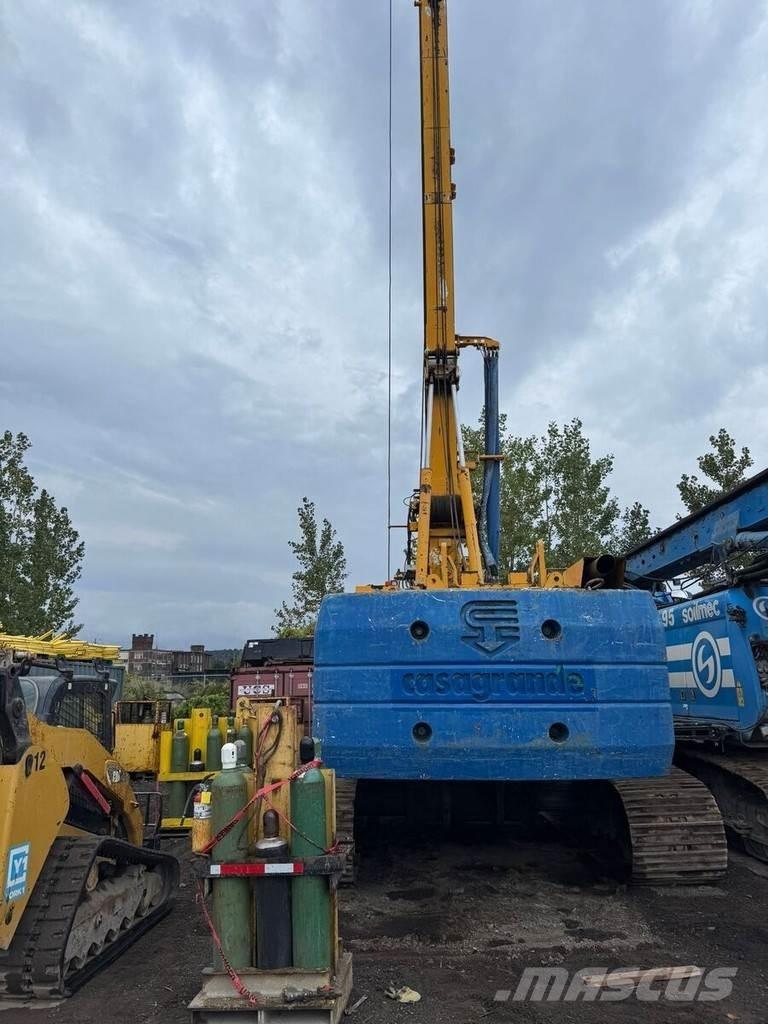 Casagrande B300 工程钻机