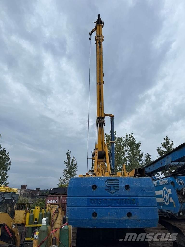 Casagrande B300 工程钻机