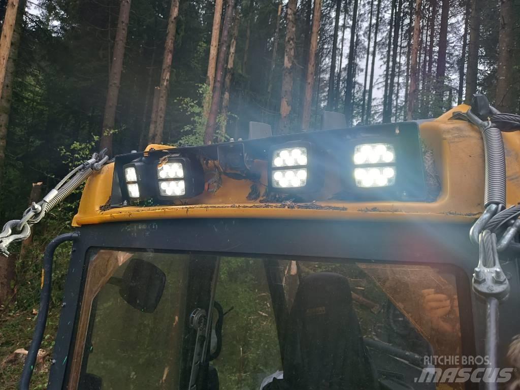 Ponsse Ergo 8W 收割机