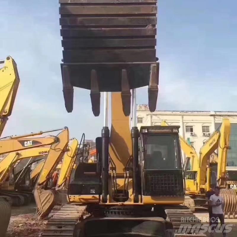 CAT 340 D L 履带挖掘机