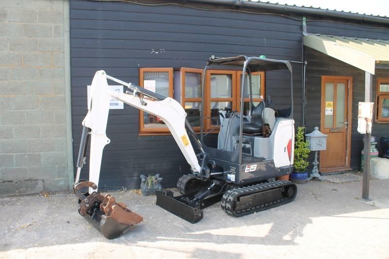 Bobcat E 19 小型挖掘机