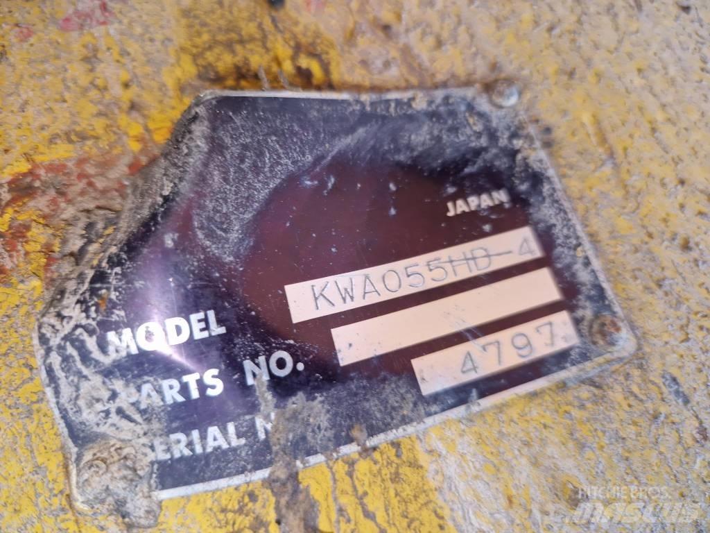 Komatsu KWA 055HD-4 轴