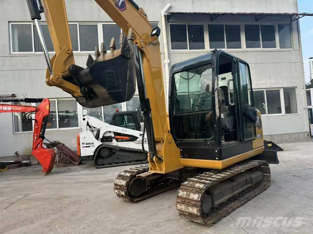 CAT 306E2 小型挖掘机