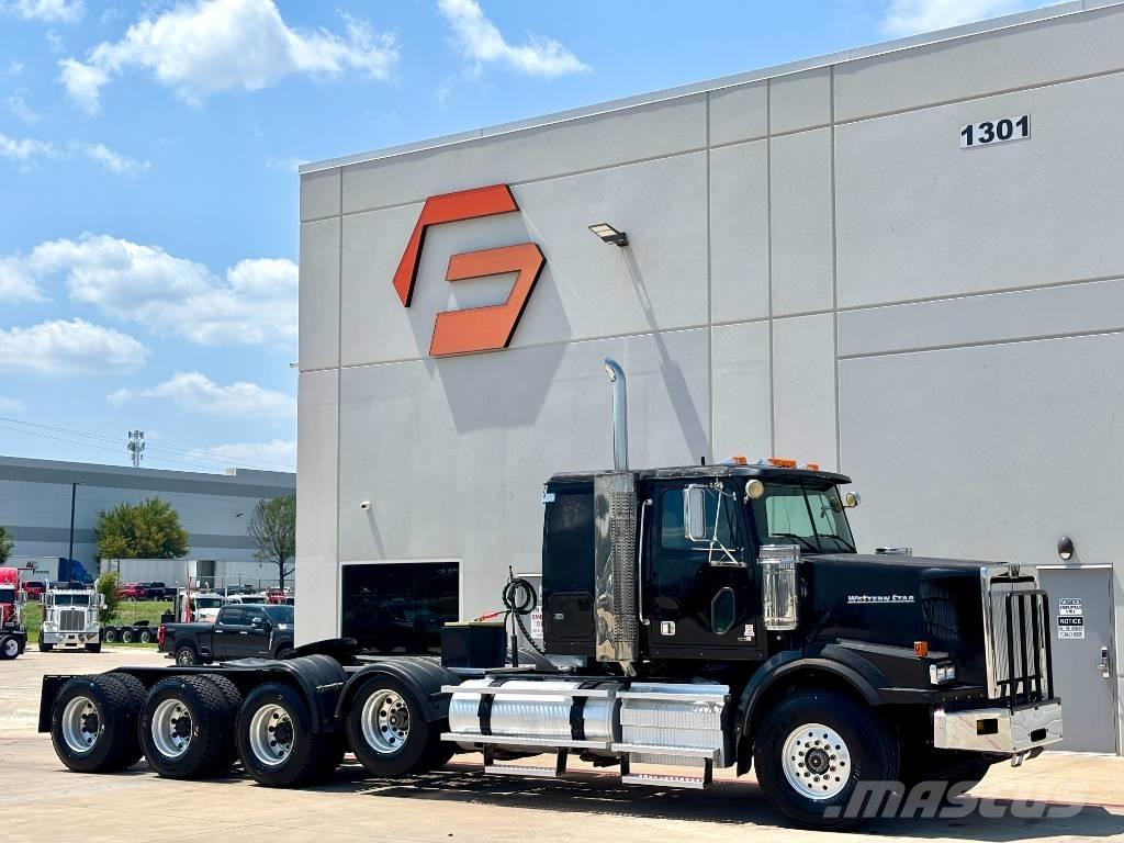 Western Star 4900 SA 牵引车
