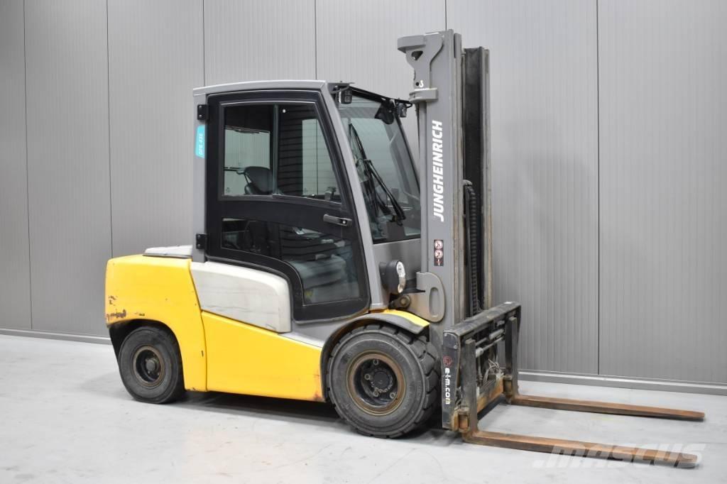 Jungheinrich DFG 435 柴油叉车