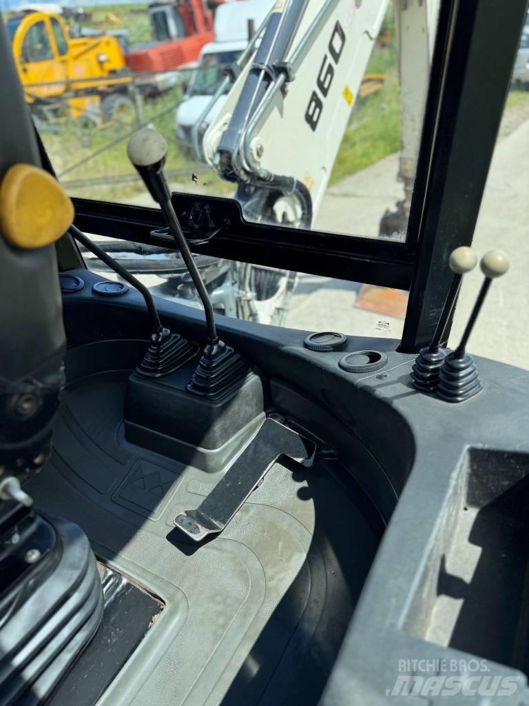 Terex 860 SX 反铲装载机
