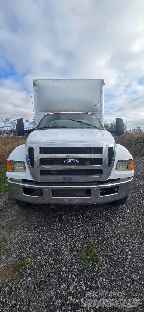 Ford F 650 厢式货车