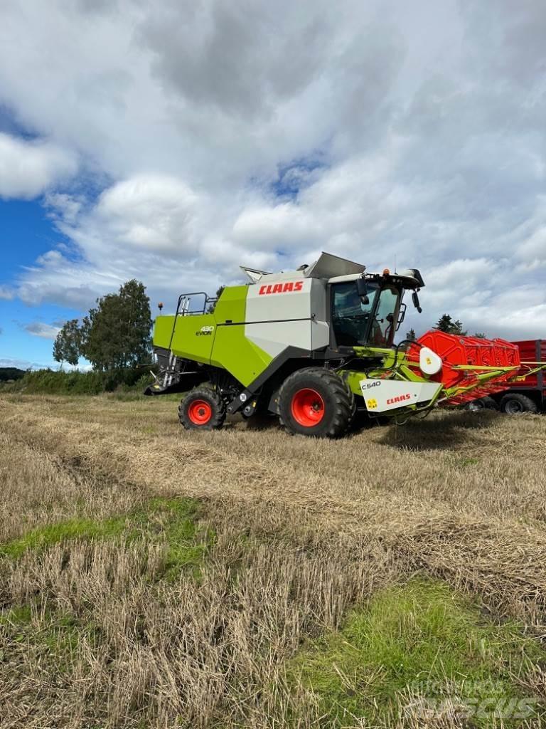 CLAAS Evion 430 联合收割机