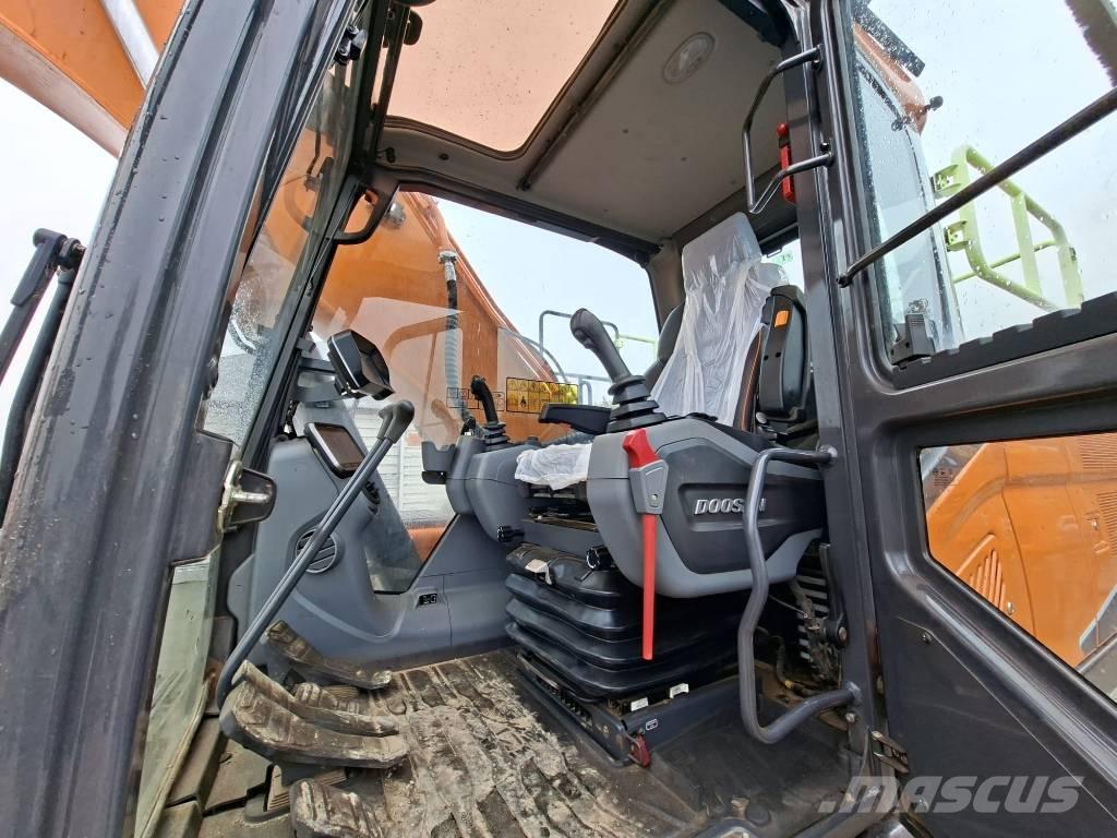 Doosan DX 225 LC 履带挖掘机
