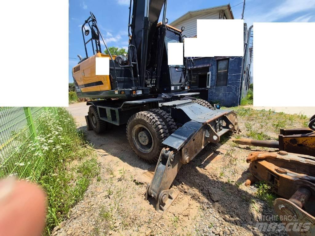 Hyundai HW 210 A 轮式挖掘机