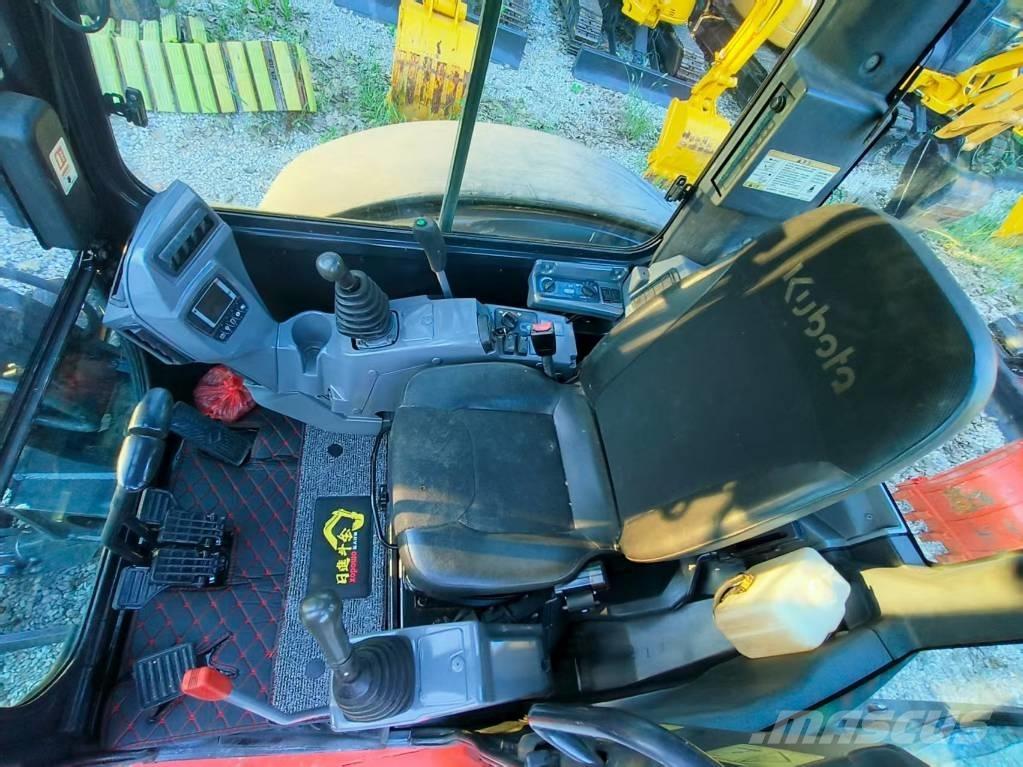 Kubota KX 165 小型挖掘机