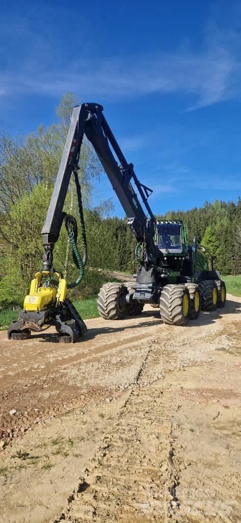 John Deere 1270 G 收割机