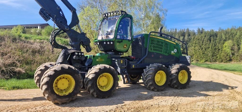 John Deere 1270 G 收割机
