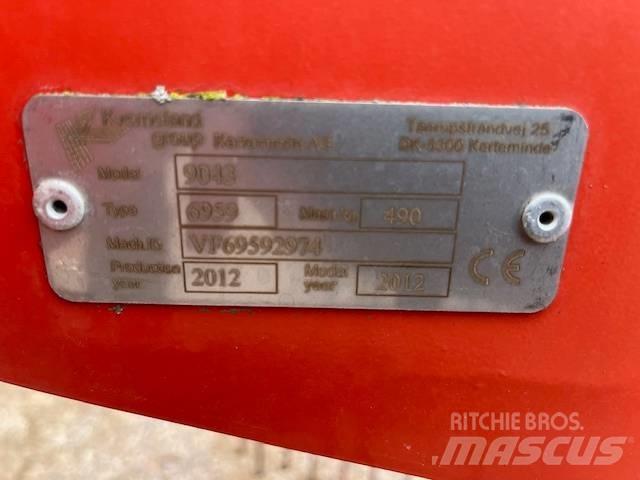 Kverneland 9043 料堆整形机