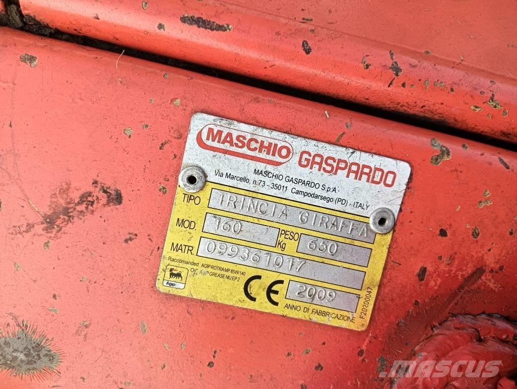 Maschio Giraffa 160 牧场割草机和切顶器