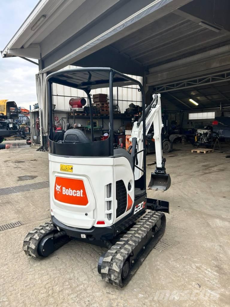 Bobcat E 20z 小型挖掘机
