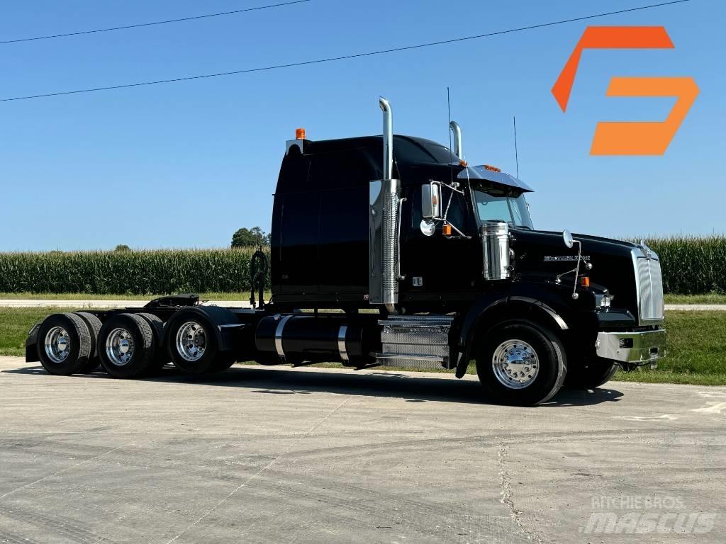 Western Star 4900 牵引车