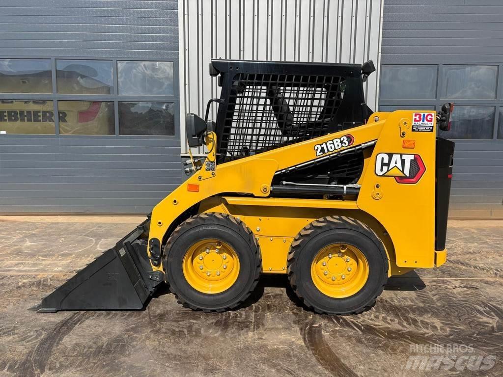 CAT 216B3 轮式装载机