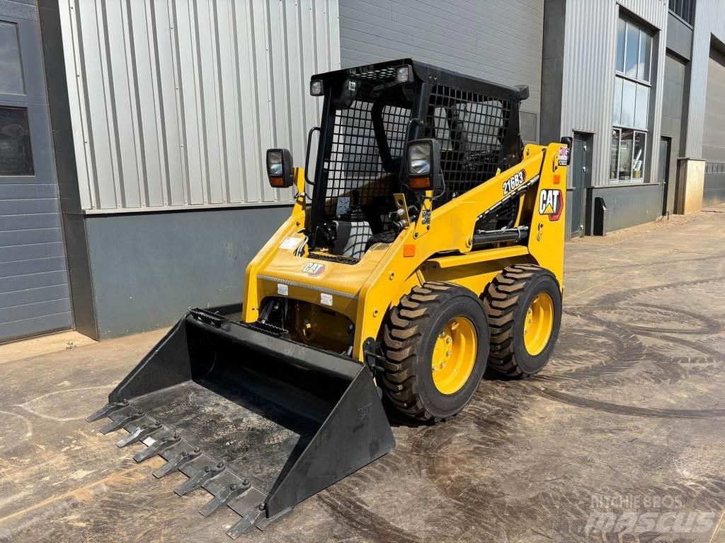 CAT 216B3 轮式装载机