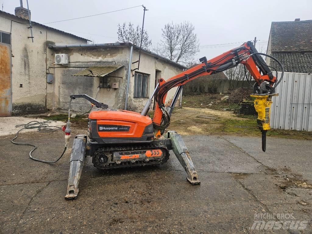 Husqvarna DXR305 组装挖掘机