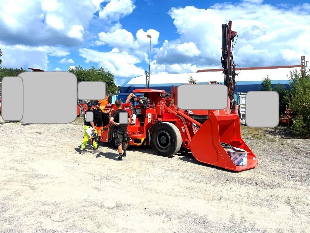 Sandvik LH202 地下装载机