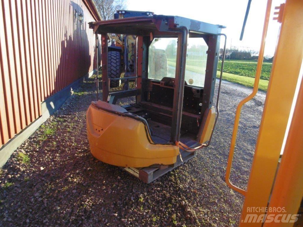  Hytt Volvo L60F 驾驶室与内部