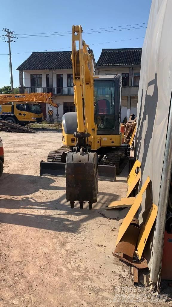 Komatsu pc55 小型挖掘机