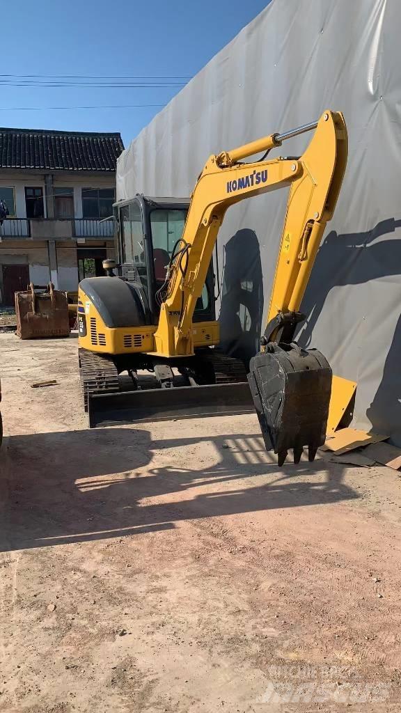 Komatsu pc55 小型挖掘机