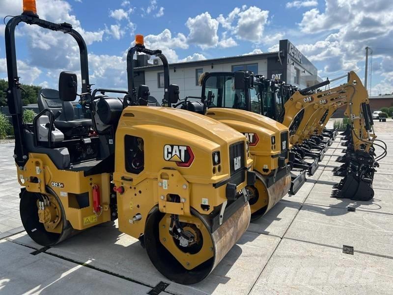 CAT CB 2.5 GC 双轮压路机