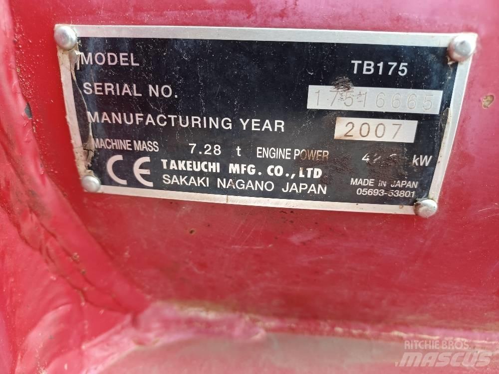 Takeuchi TB175 中型挖掘机