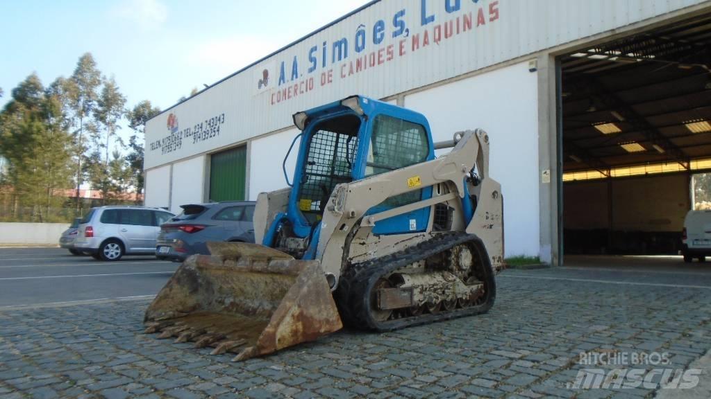 Bobcat T 590 滑移装载机
