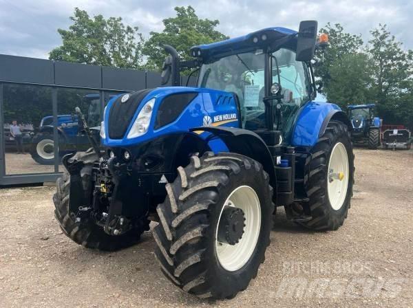New Holland T7.260 拖拉机/农用车