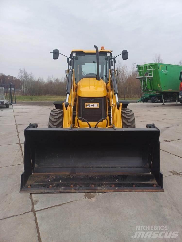 JCB 3CX 反铲装载机