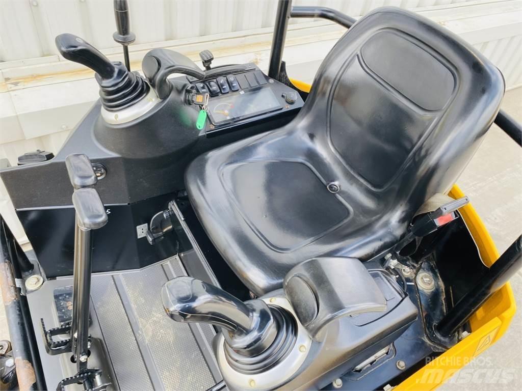 JCB 18Z-1 小型挖掘机