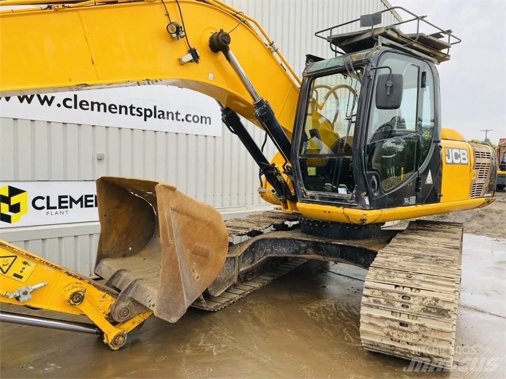 JCB JS220LC 履带挖掘机