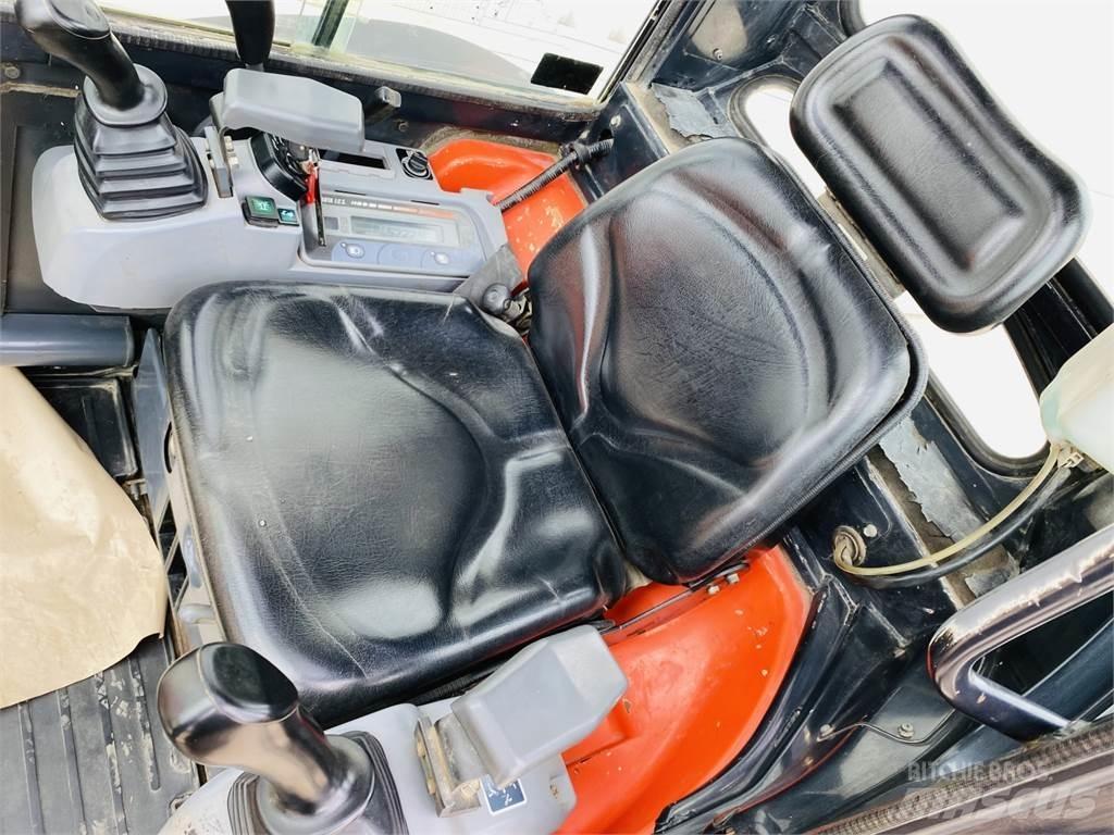 Kubota U25-3EU 小型挖掘机