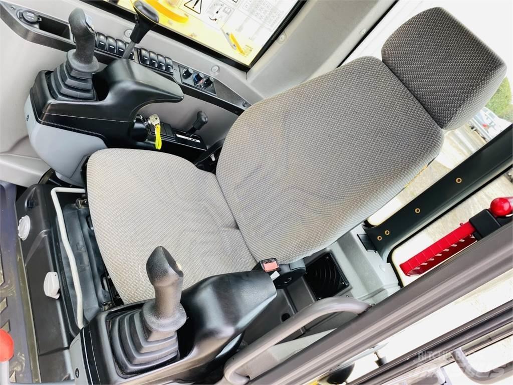 Volvo EC55C 中型挖掘机